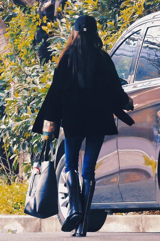 Loewe Black shoulder bag — Premium Replica