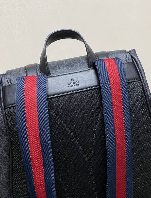 Gucci Black GG Supreme backpack — Top Quality Replica