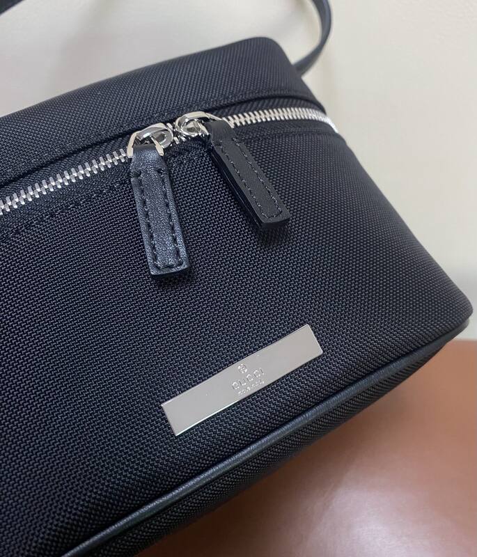 Gucci Tag Black shoulder — Premium Replica