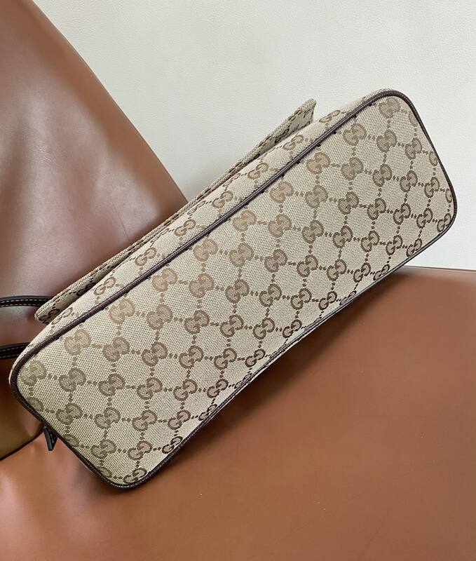 Gucci Madison Beige GG Supreme shoulder — Premium Replica