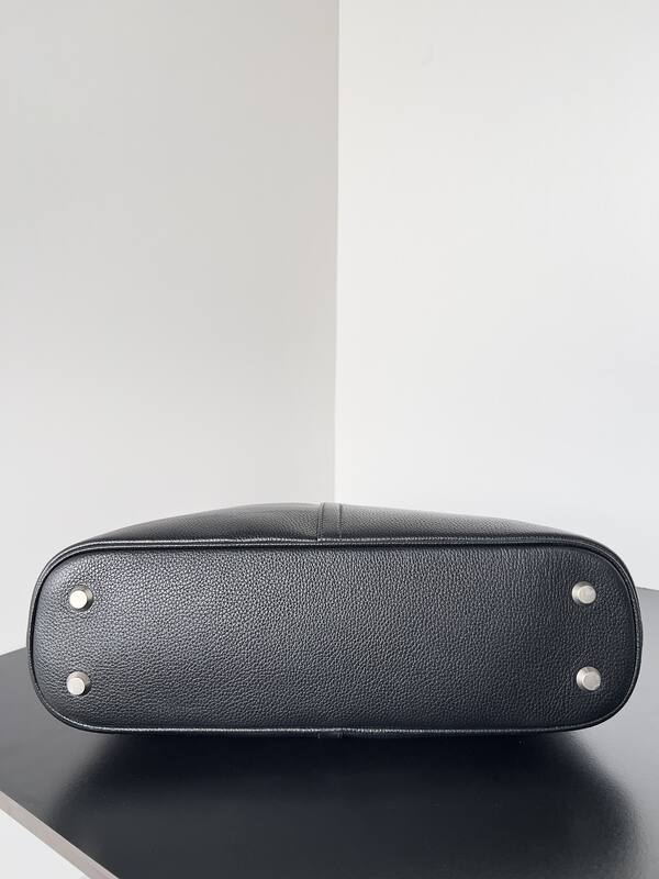 Balenciaga Black shoulder bag — AAA Quality Replica
