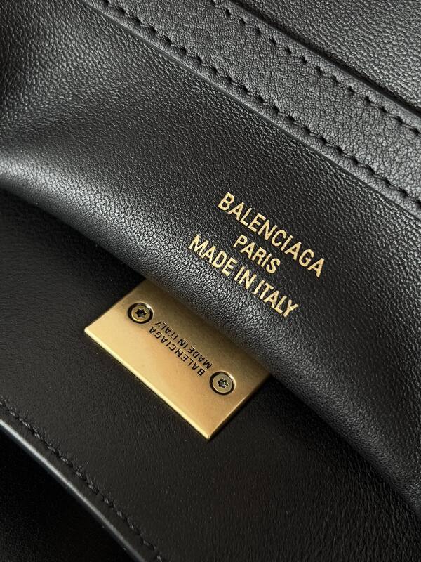 Balenciaga Black 30x22x12cm shoulder bag — Top Quality Replica