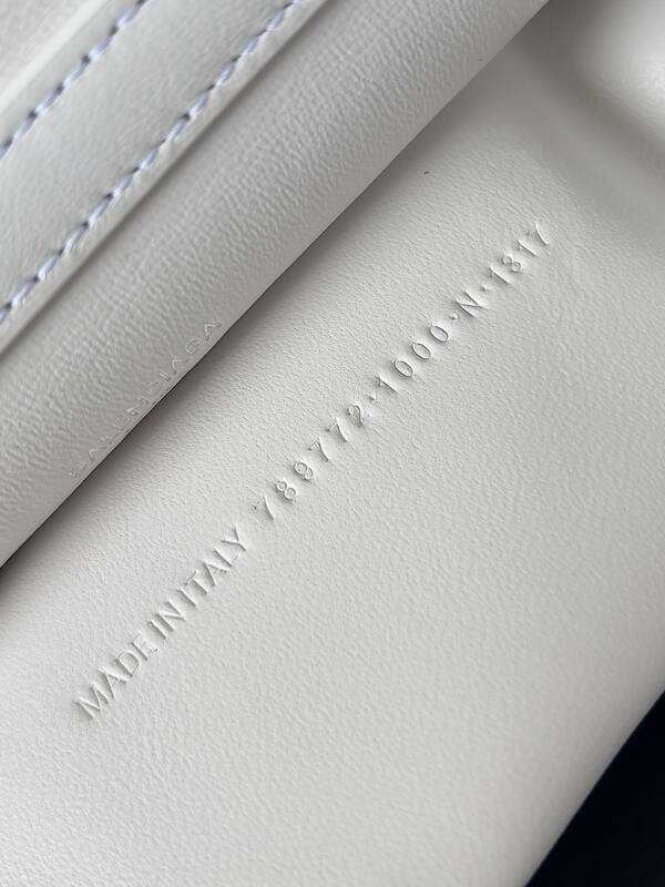 Balenciaga White 30x22x12cm shoulder bag — 1:1 Replica
