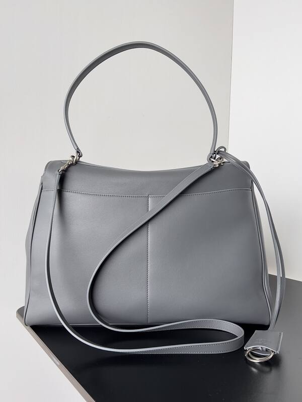 Balenciaga Grey 30x22x12cm shoulder bag — 1:1 Replica
