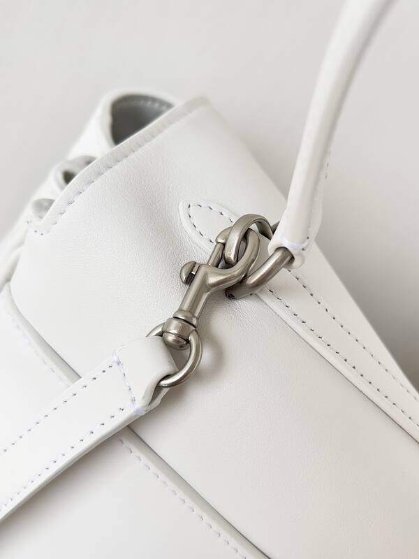 Balenciaga White 40x30x16cm shoulder bag — AAA Quality Replica