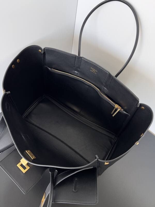 Balenciaga Black 30x22x12cm shoulder bag — 1:1 Replica