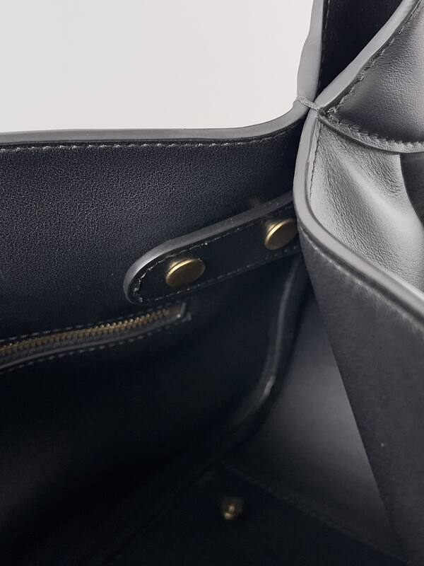 Balenciaga Black shoulder bag — Top Quality Replica