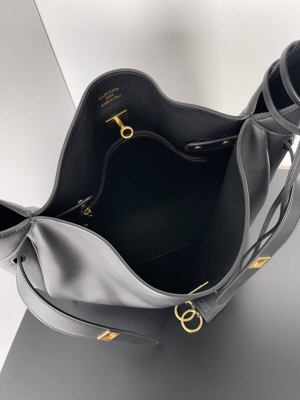Balenciaga Black 40x30x16cm shoulder bag — Top Quality Replica