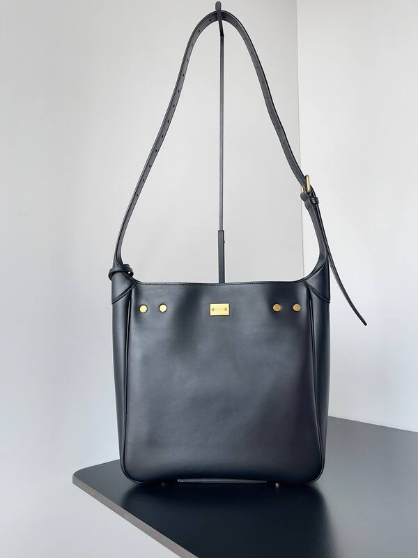Balenciaga Black 30x22x12cm shoulder bag — Premium Replica