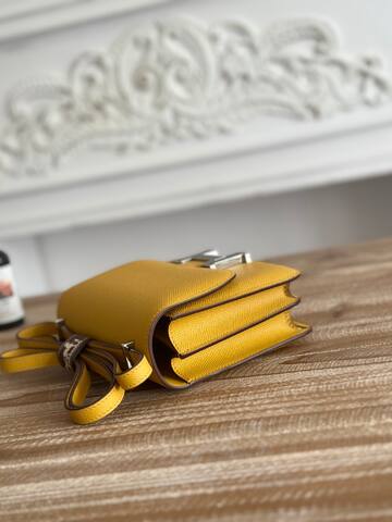 Hermes Constance Yellow crossbody 1 1 Replica