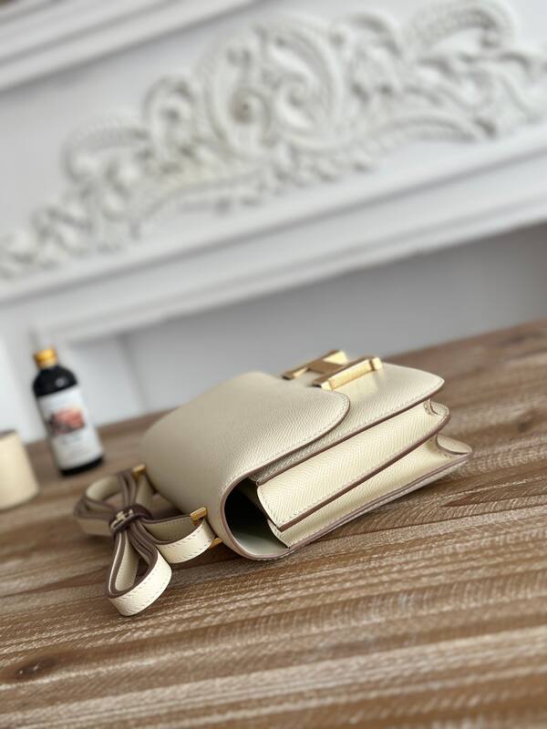 Hermes Cream crossbody — AAA Quality Replica