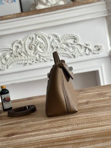 Hermes 2424 Taupe mini shoulder 1 1 Replica