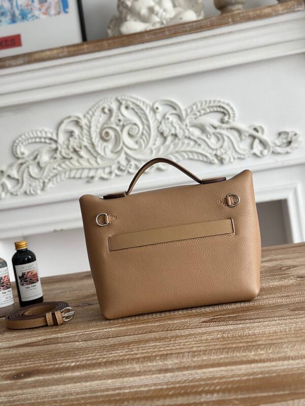 Hermes 2424 Tan mini top handle — Premium Replica