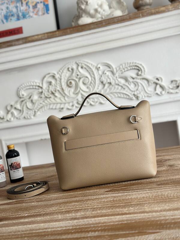 Hermes Hermes bag Beige mini crossbody — Premium Replica