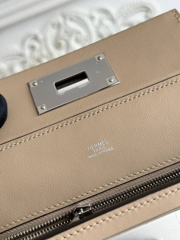 Hermes Hermes bag Beige mini crossbody — Premium Replica