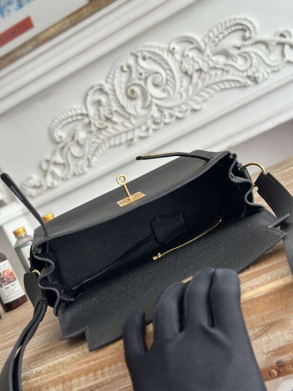 Hermes Kelly Messenger Black Togo crossbody — AAA Quality Replica