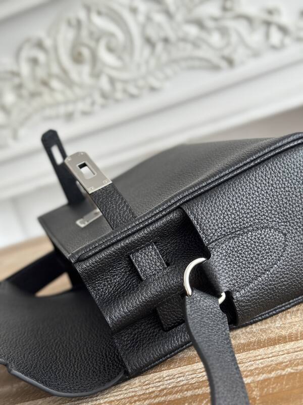 Hermes Kelly Messenger Black Togo crossbody — Top Quality Replica