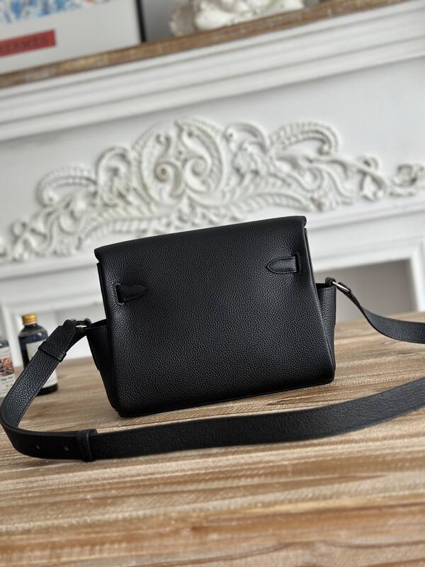 Hermes Kelly Messenger Black Togo crossbody — Top Quality Replica