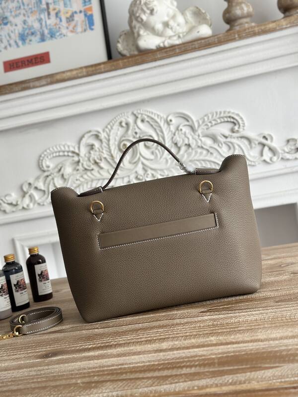 Hermes 2424 Taupe shoulder — AAA Quality Replica