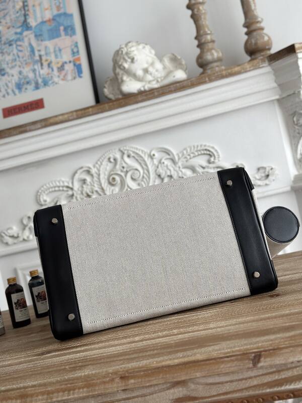 Hermes HAC 40 Cargo Black and Beige 40 work — Top Quality Replica