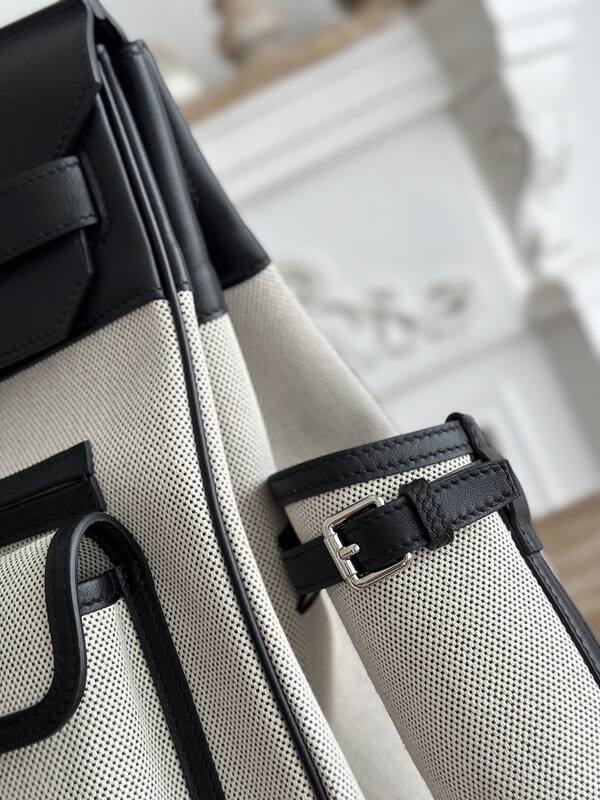 Hermes HAC 40 Cargo Black and Beige 40 work — Top Quality Replica