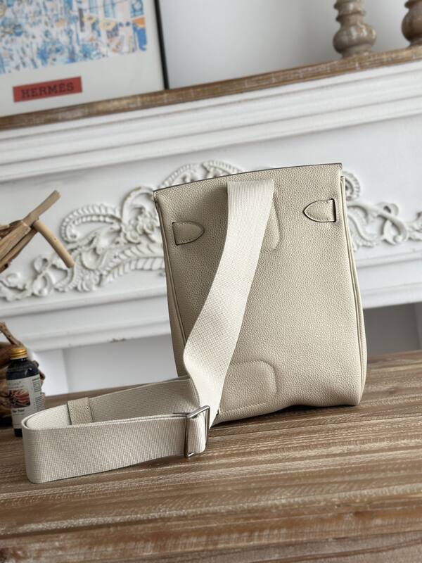 Hermes Milkshake White crossbody — AAA Quality Replica