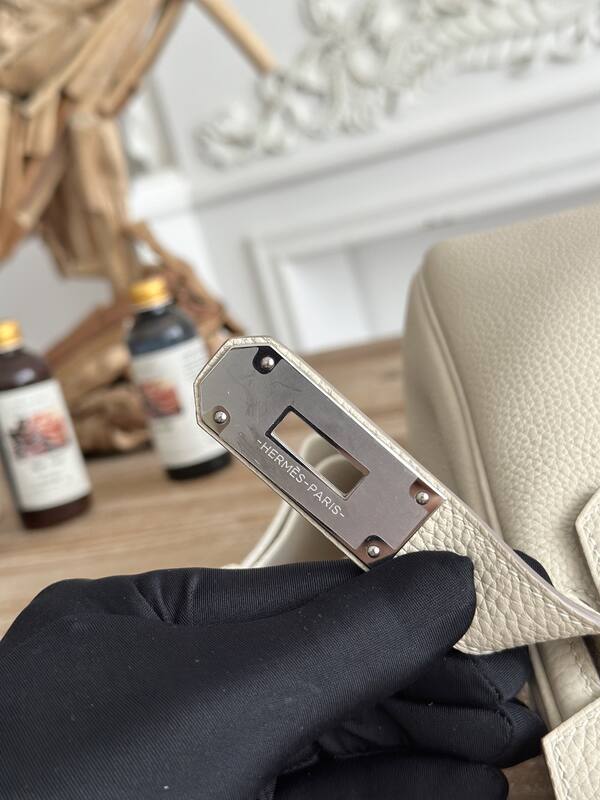 Hermes Milkshake White crossbody — AAA Quality Replica