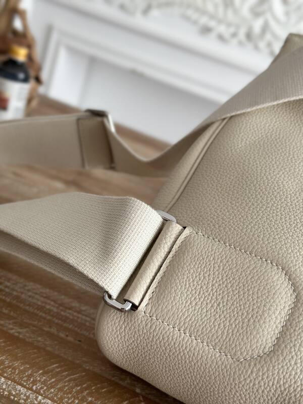 Hermes Milkshake White crossbody — AAA Quality Replica