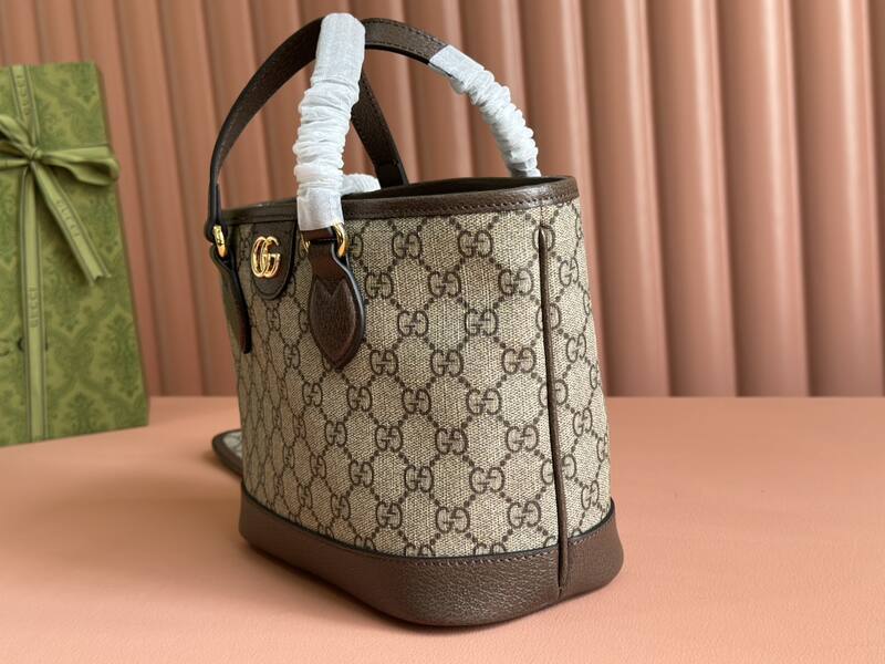 Gucci GG Supreme Tote GG Supreme Beige Brown — 1:1 Replica
