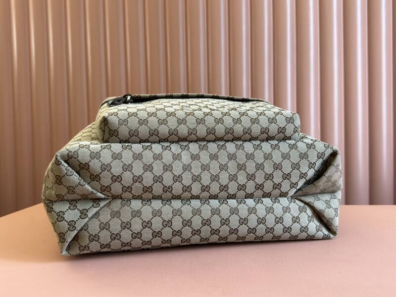 Gucci Beige GG Supreme canvas tote — AAA Quality Replica
