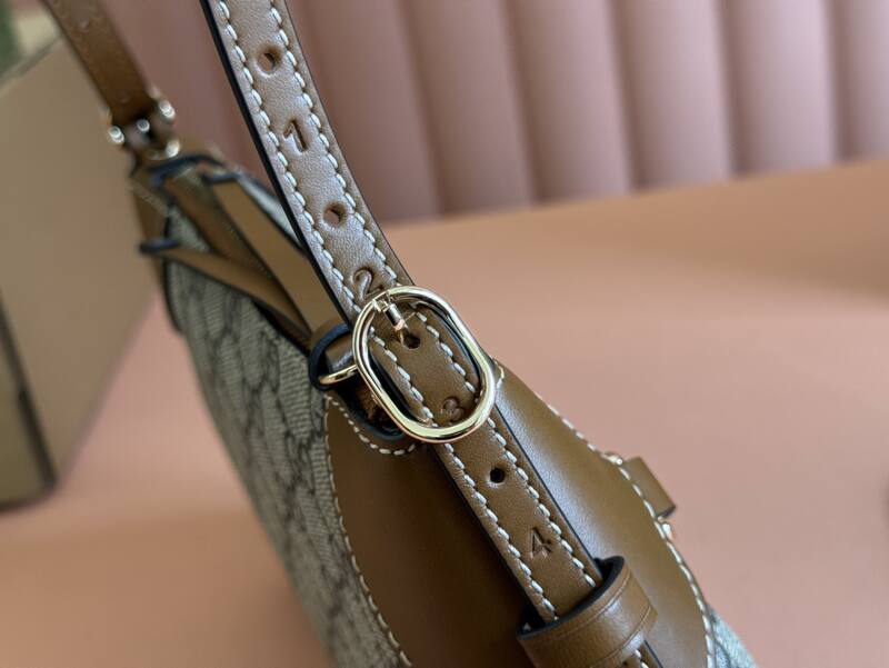 Gucci Ophidia Beige Ebony GG Supreme with Brown leather trim shoulder — Premium Replica
