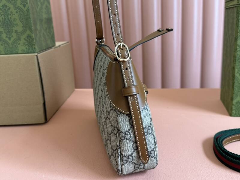 Gucci Ophidia Beige Ebony GG Supreme with Brown leather trim shoulder — Premium Replica