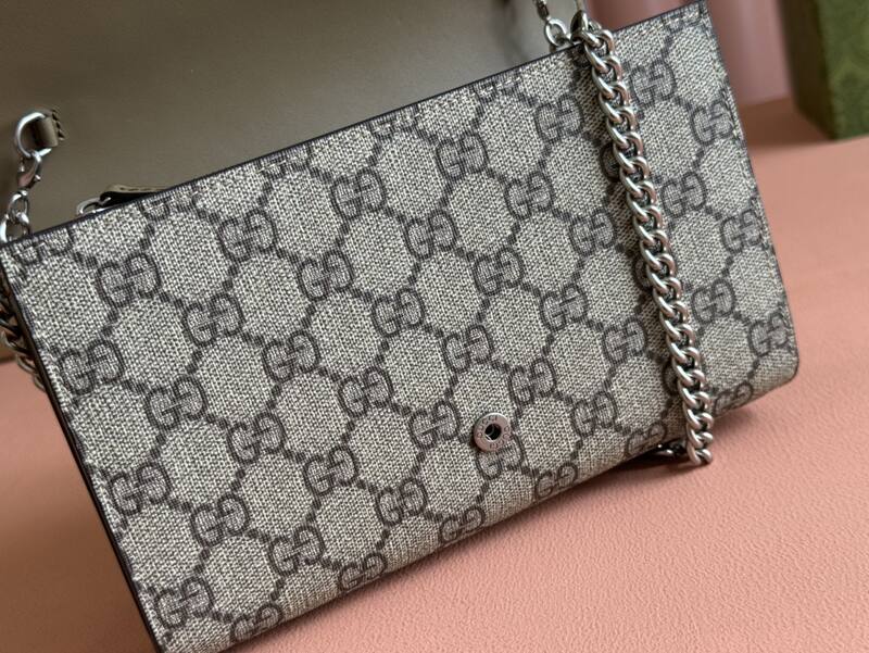 Gucci GG Marmont GG Supreme canvas 20 13 5 crossbody — Premium Replica