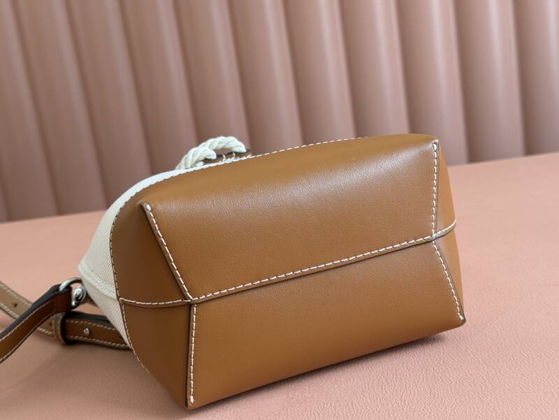 Gucci Beige canvas with brown leather trim crossbody — AAA Quality Replica