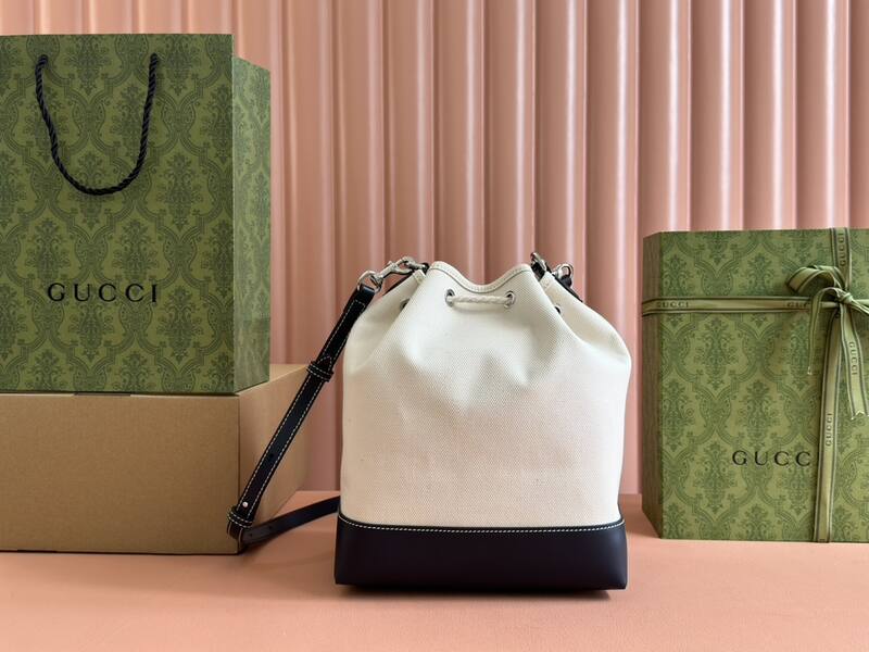 Gucci Ivory and black crossbody — AAA Quality Replica