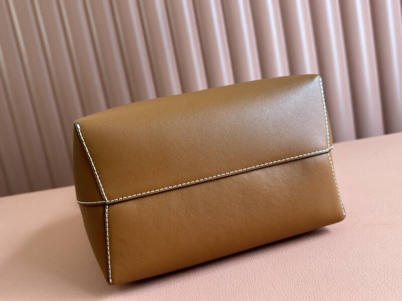 Gucci Beige canvas with brown leather crossbody — Top Quality Replica