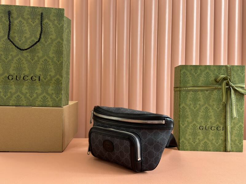 Gucci GG Supreme canvas crossbody — Premium Replica