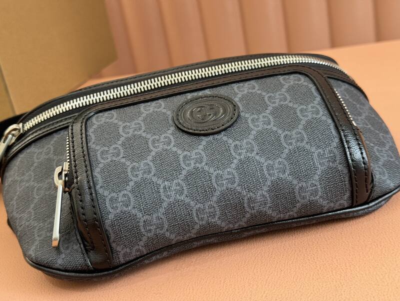 Gucci GG Supreme canvas crossbody — Premium Replica