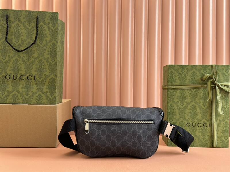 Gucci GG Supreme canvas crossbody — Premium Replica