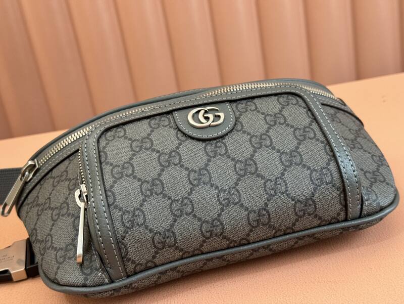 Gucci Black GG Supreme crossbody — Top Quality Replica