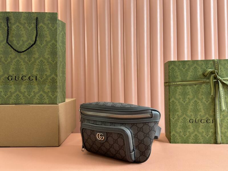 Gucci Black GG Supreme crossbody — Top Quality Replica