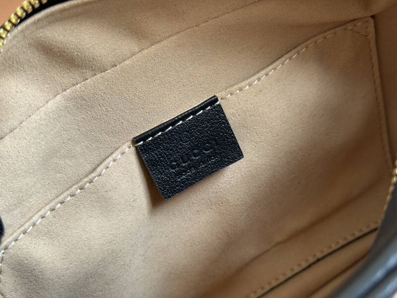 Gucci GG Supreme crossbody — Top Quality Replica