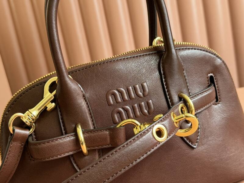 Miu Miu Brown 25x18x10cm shoulder bag — Premium Replica