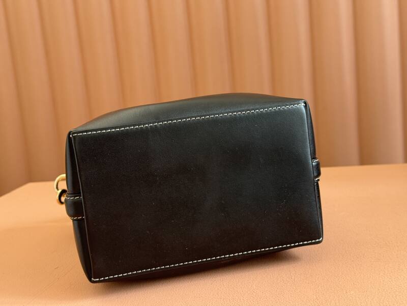 Gucci Black leather crossbody — Top Quality Replica