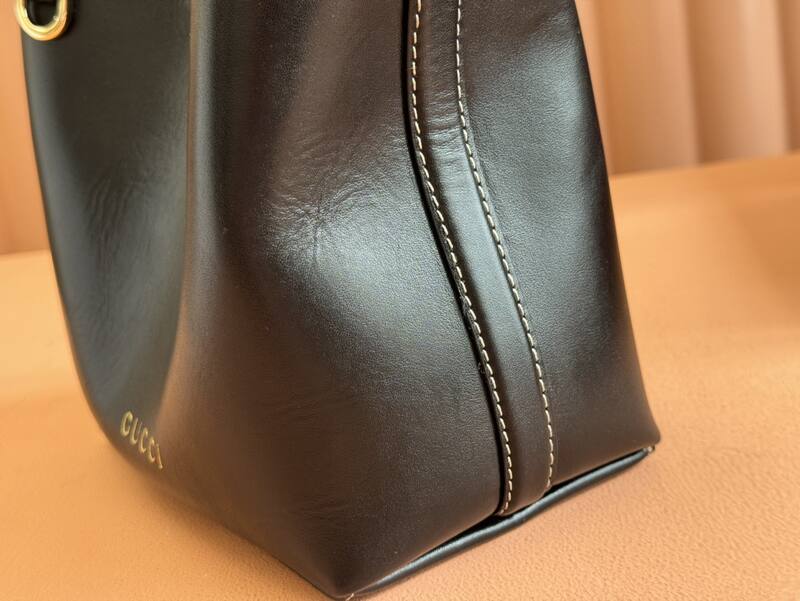 Gucci Black leather crossbody — Top Quality Replica