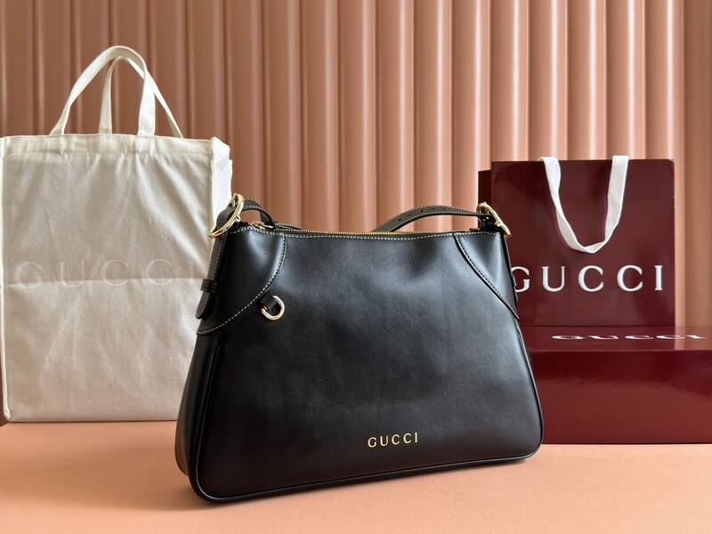 Gucci Black leather shoulder — 1:1 Replica