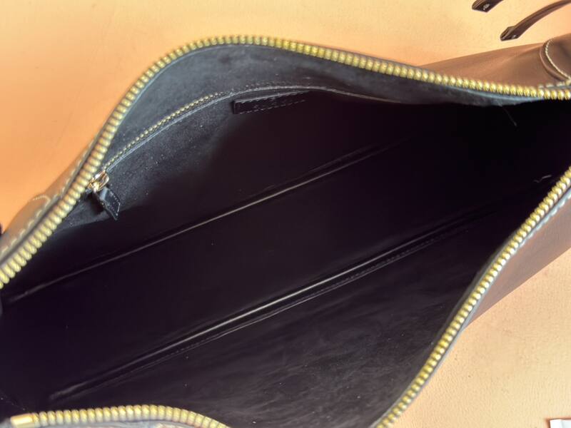 Gucci Black leather shoulder — 1:1 Replica