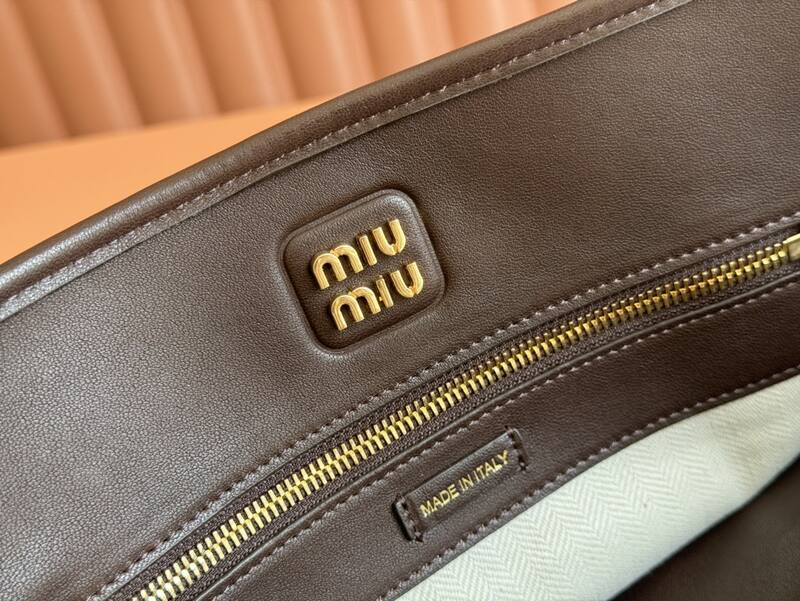 Miu Miu Brown shoulder bag — Top Quality Replica