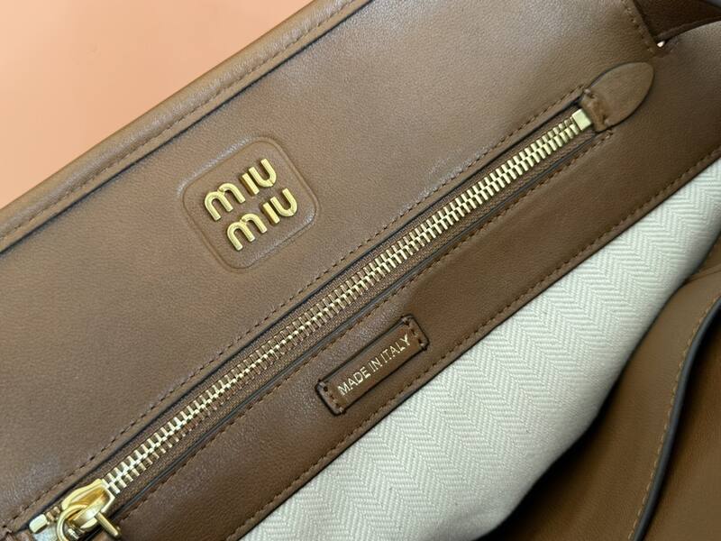 Miu Miu Brown shoulder bag — Premium Replica