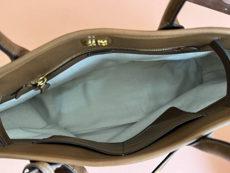 Miu Miu Brown shoulder bag — Premium Replica